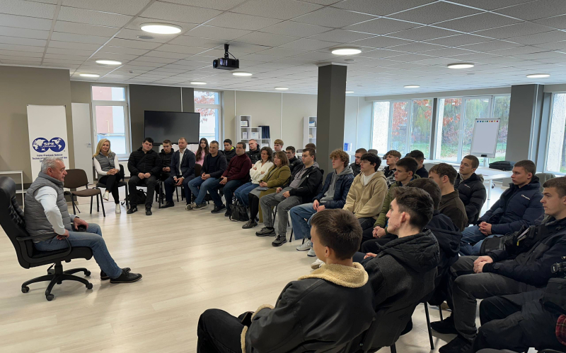 Студенти ІФНТУНГ та фахівці ОГТСУ: практична підготовка інженерів у форматі живого діалогу та бізнес-симуляції