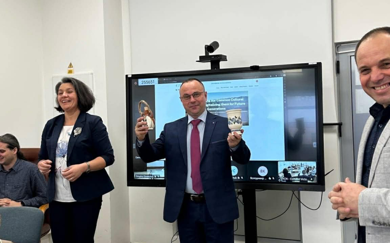 Партнерство, що стало дружбою