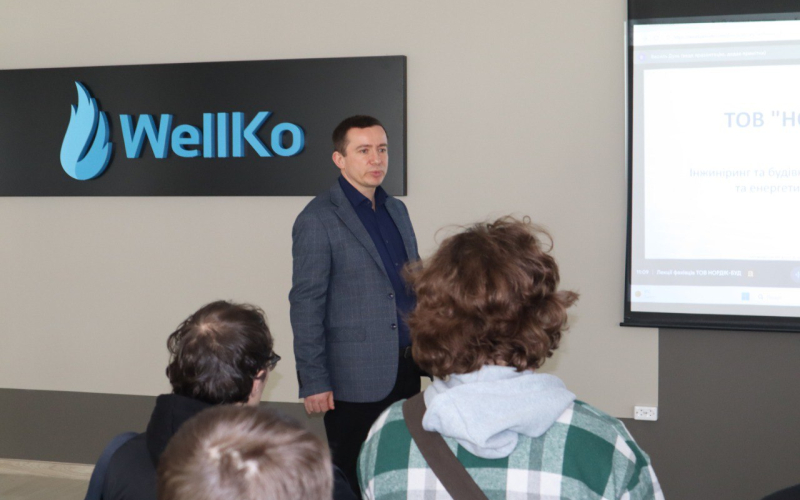 Практичний досвід для аспірантів та студентів