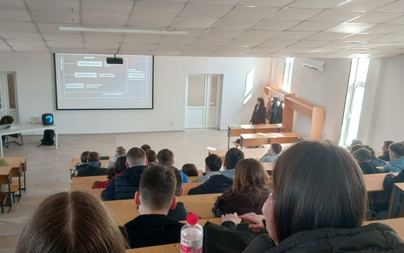 SoftServe ділиться досвідом: як розпочати кар’єру в ІТ