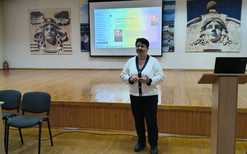 Профорієнтаційна робота кафедри ІПЗ для абітурієнтів ліцею №11 м. Івано-Франківська