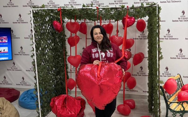 МІЖНАРОДНА АКАДЕМІЧНА МОБІЛЬНІСТЬ: СТАЖУВАННЯ ПРОФЕСОРА КАФЕДРИ ПІДПРИЄМНИЦТВА ТА МАРКЕТИНГ ІФНТУНГ ІРИНИ ПЕРЕВОЗОВОЇ У WSHIU AKADEMIA NAUK STOSOWANYCH В ПОЗНАНІ