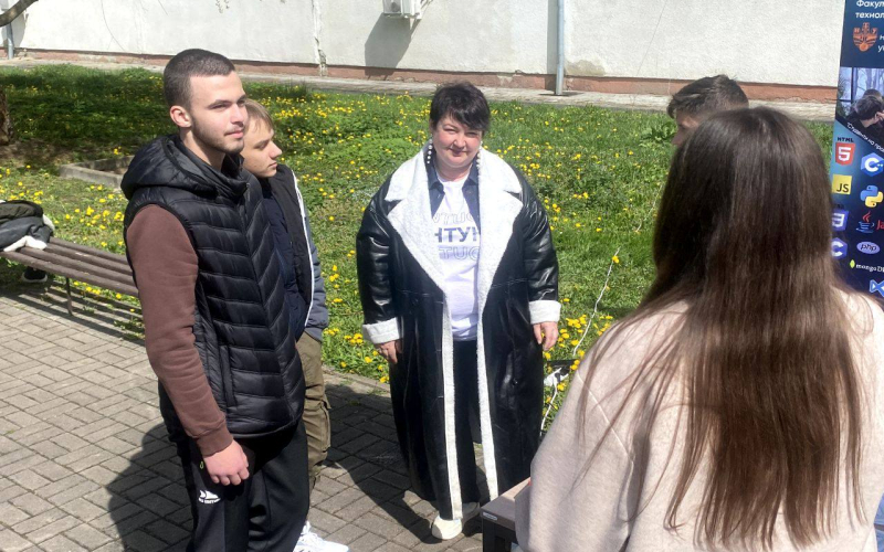 ТЕХНОПІКНІК та інженерія програмного забезпечення: від студента до абітурієнта з особливим вайбом