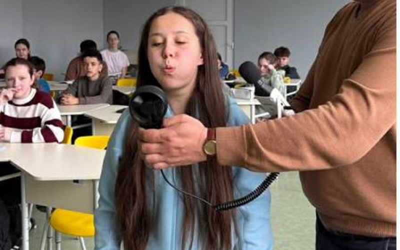 З ЛІЦЕЇСТАМИ БУРШТИНА 