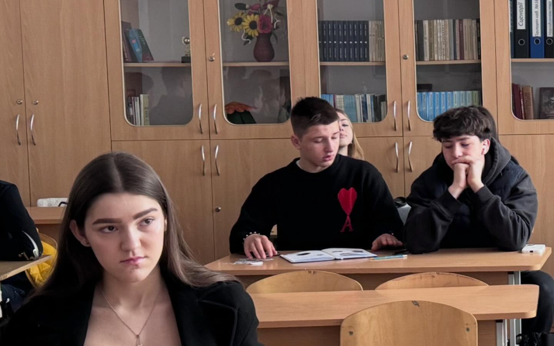 Крок у майбутнє: ІФНТУНГ презентував інноваційну освітню програму учням Ліцею №11