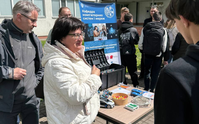 Технопікнік в ІФНТУНГ: обирай майбутнє разом з кафедрою КСМ!
