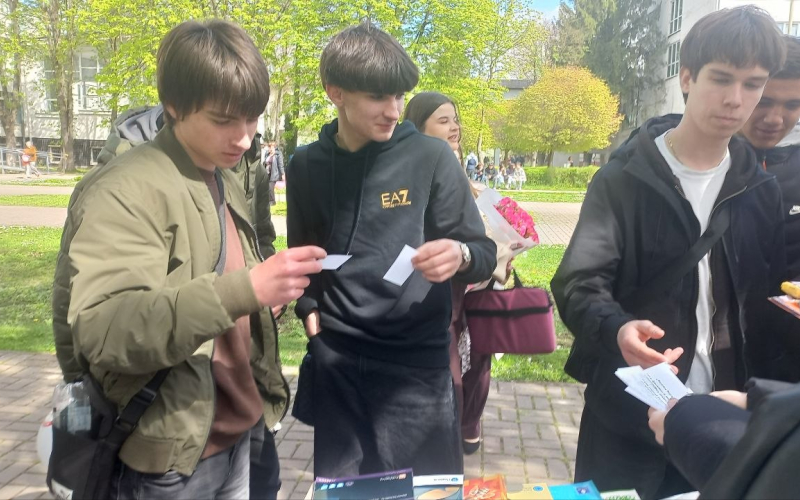 Кафедра філології та перекладу на технопікніку