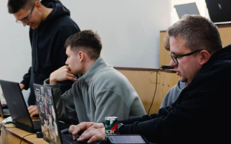 Hackathon: AI Edition – від ідеї до реальних рішень за один день
