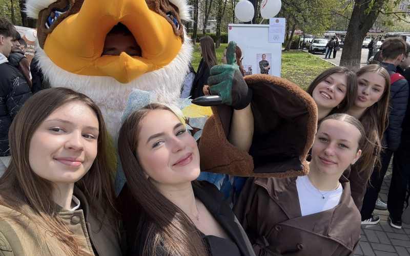 Техно-пікнік - атмосферний день знайомств, емоцій і перших рішень про майбутнє.
