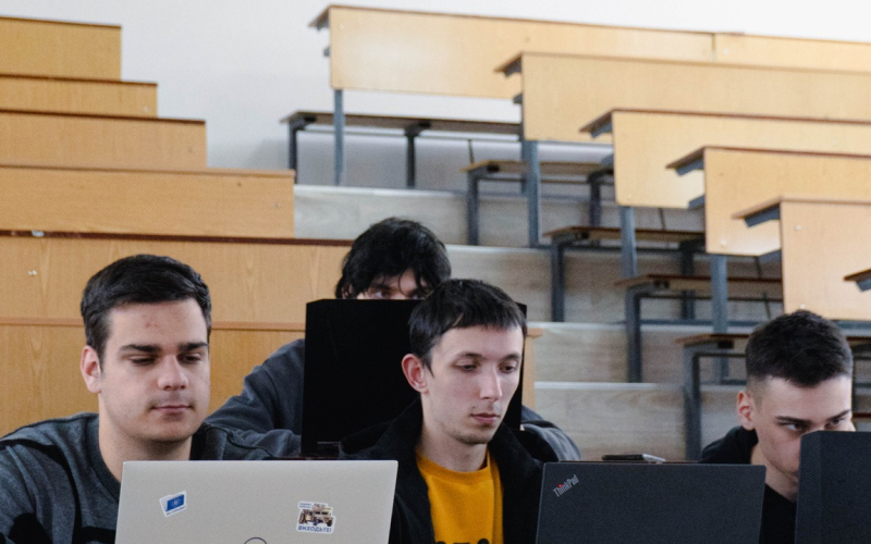 Hackathon: AI Edition – від ідеї до реальних рішень за один день