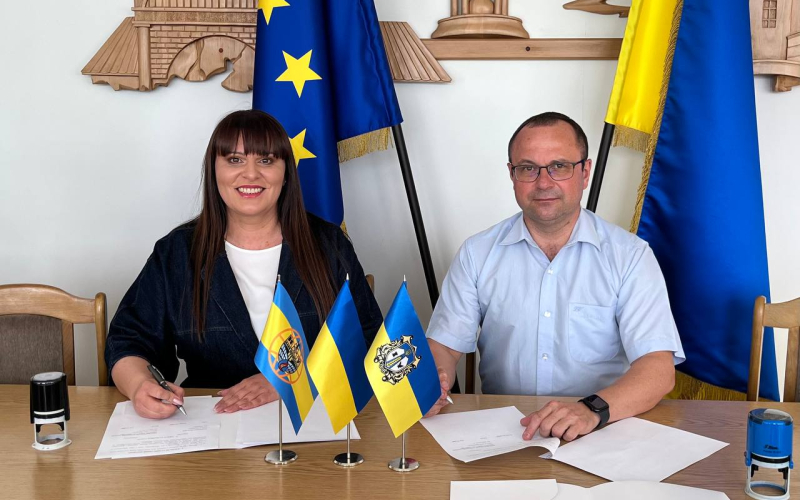 ІФНТУНГ та Тисменицька міська рада підписали угоду про співпрацю