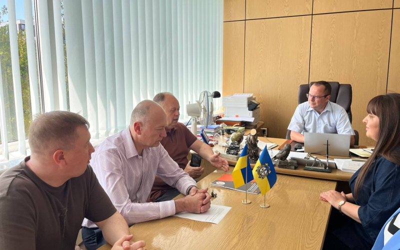 ІФНТУНГ та Тисменицька міська рада підписали угоду про співпрацю