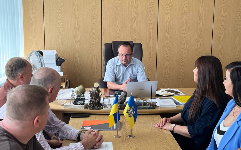 ІФНТУНГ та Тисменицька міська рада підписали угоду про співпрацю