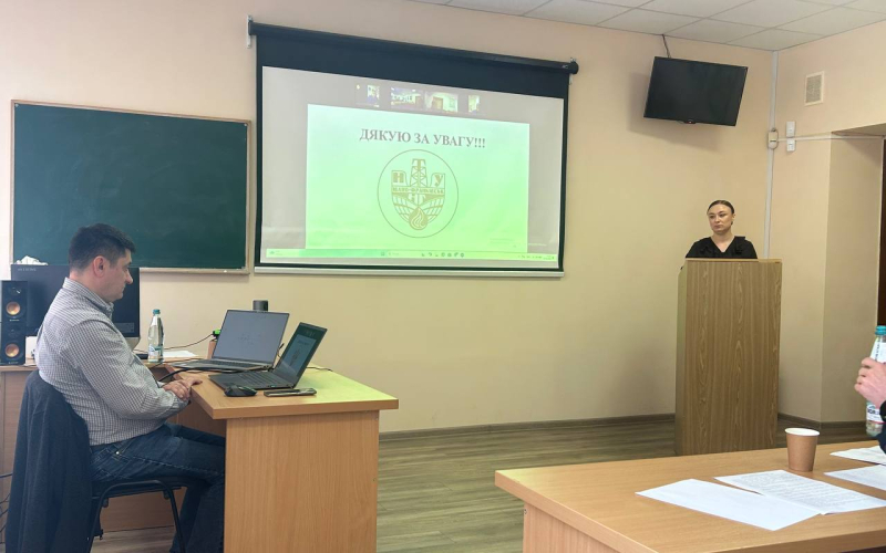 Щиро вітаємо аспірантку кафедри екології Смик Ірину Євгенівну