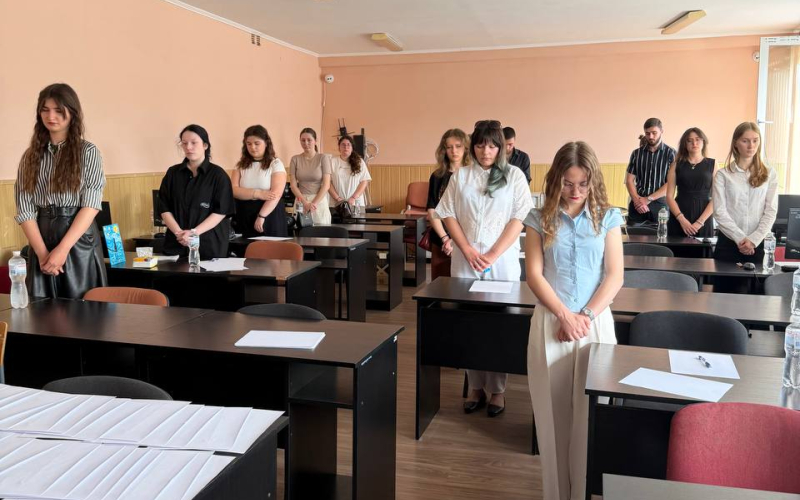 Випускники освітньої програми «Англійська філологія та переклад» успішно склали атестаційний екзамен