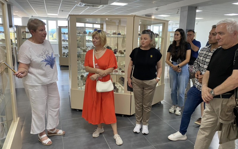 Представники румунської делегації Марамуреського повіту відвідали ІФНТУНГ