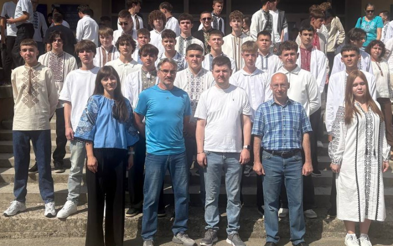 Вітаємо першокурсників кафедри комп'ютерних систем і мереж!