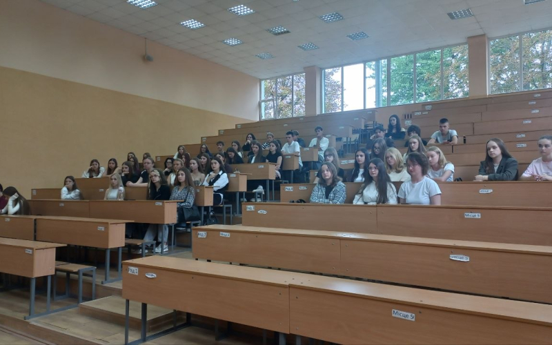 Перший крок у студентське життя: знайомство з освітньою програмою