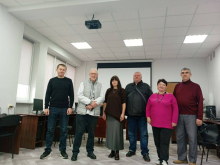 Друзів пізнаєш у складні часи