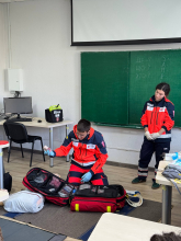 Надання першої невідкладної допомоги при ураженні людини електричним струмом